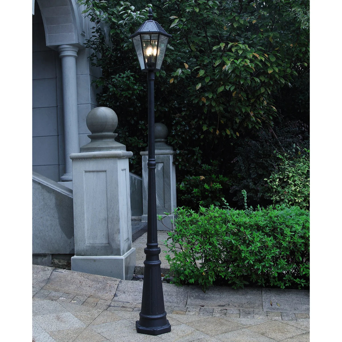 Lutec Outdoor LED Solar Post Light