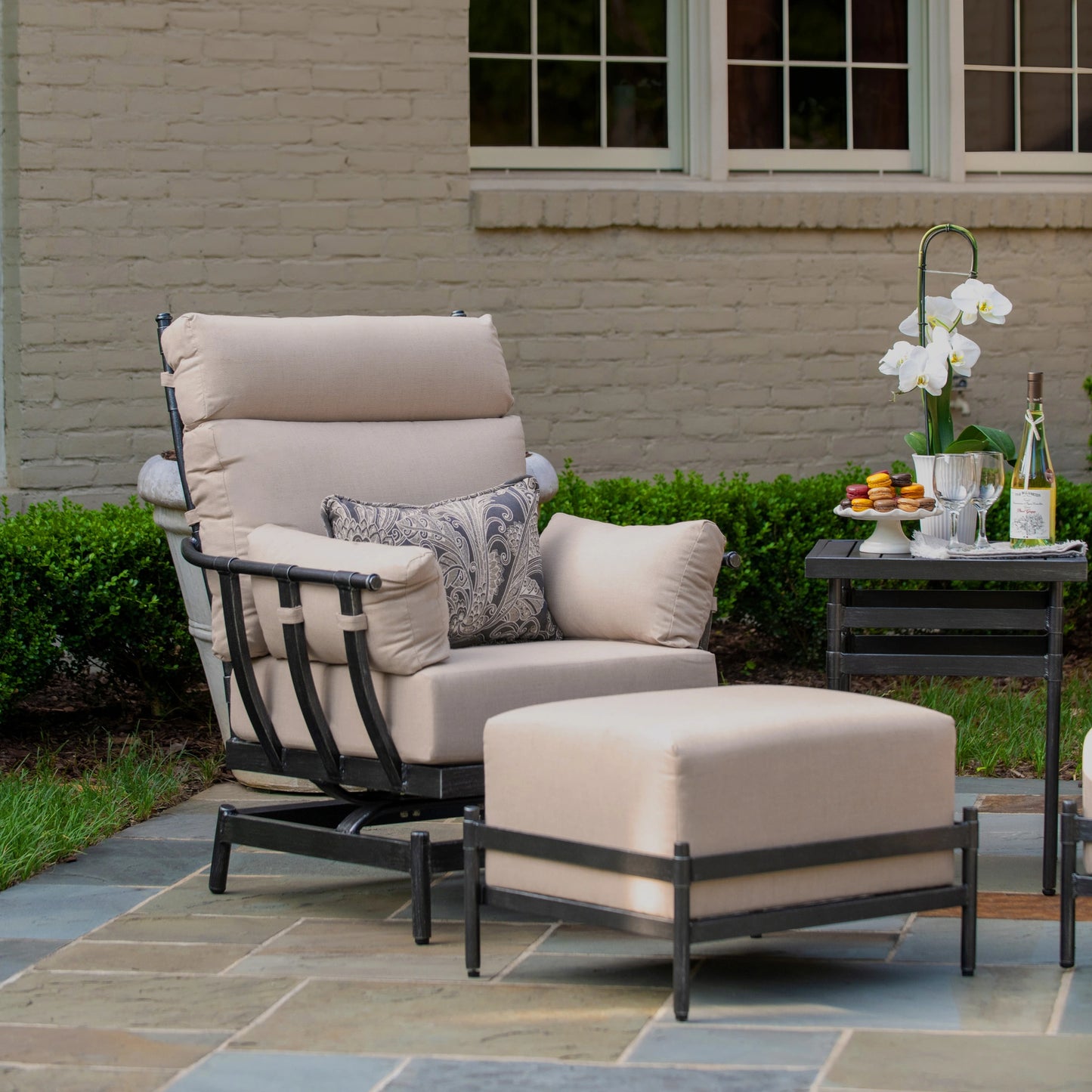 Bridgeton 5-piece Outdoor Patio Seating Set