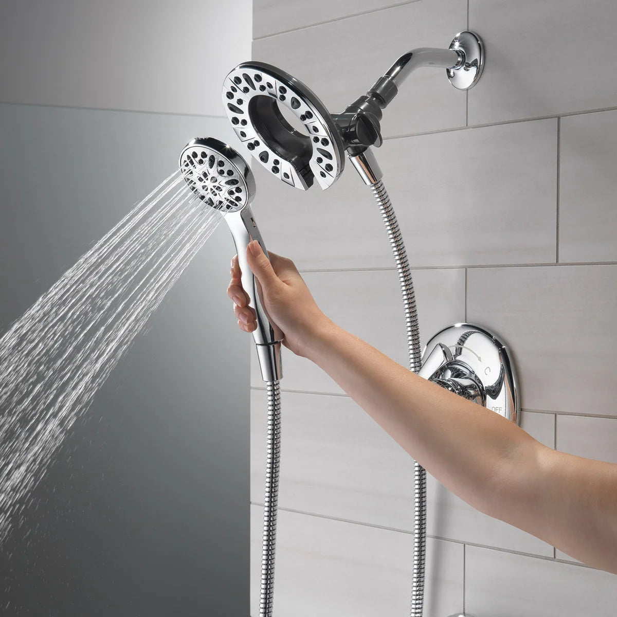 Delta Larkin Bathtub & Shower Faucet with In2ition Shower Head - Chrome