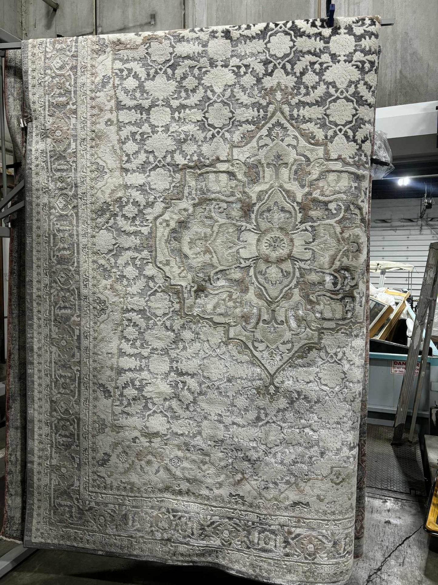 BARMOND AREA RUG 8X10