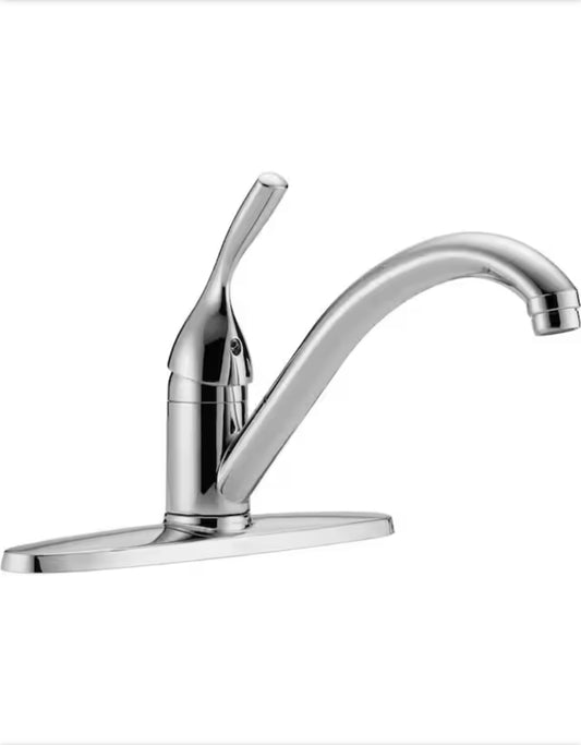 Classic Single-Handle Standard Kitchen Faucet in Chrome, Delta