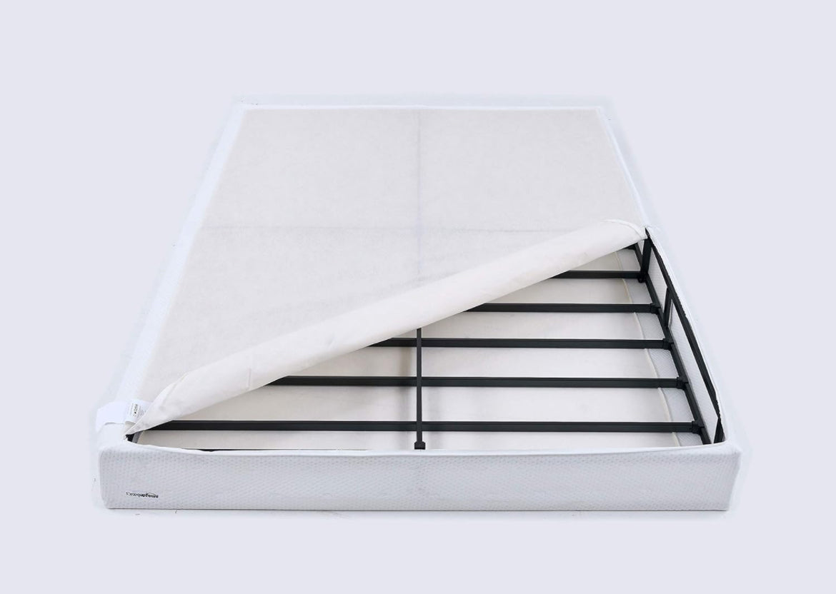 Amazon Basics Steel Mattress Foundation / Alternative to Traditional Box Spring,Full, white