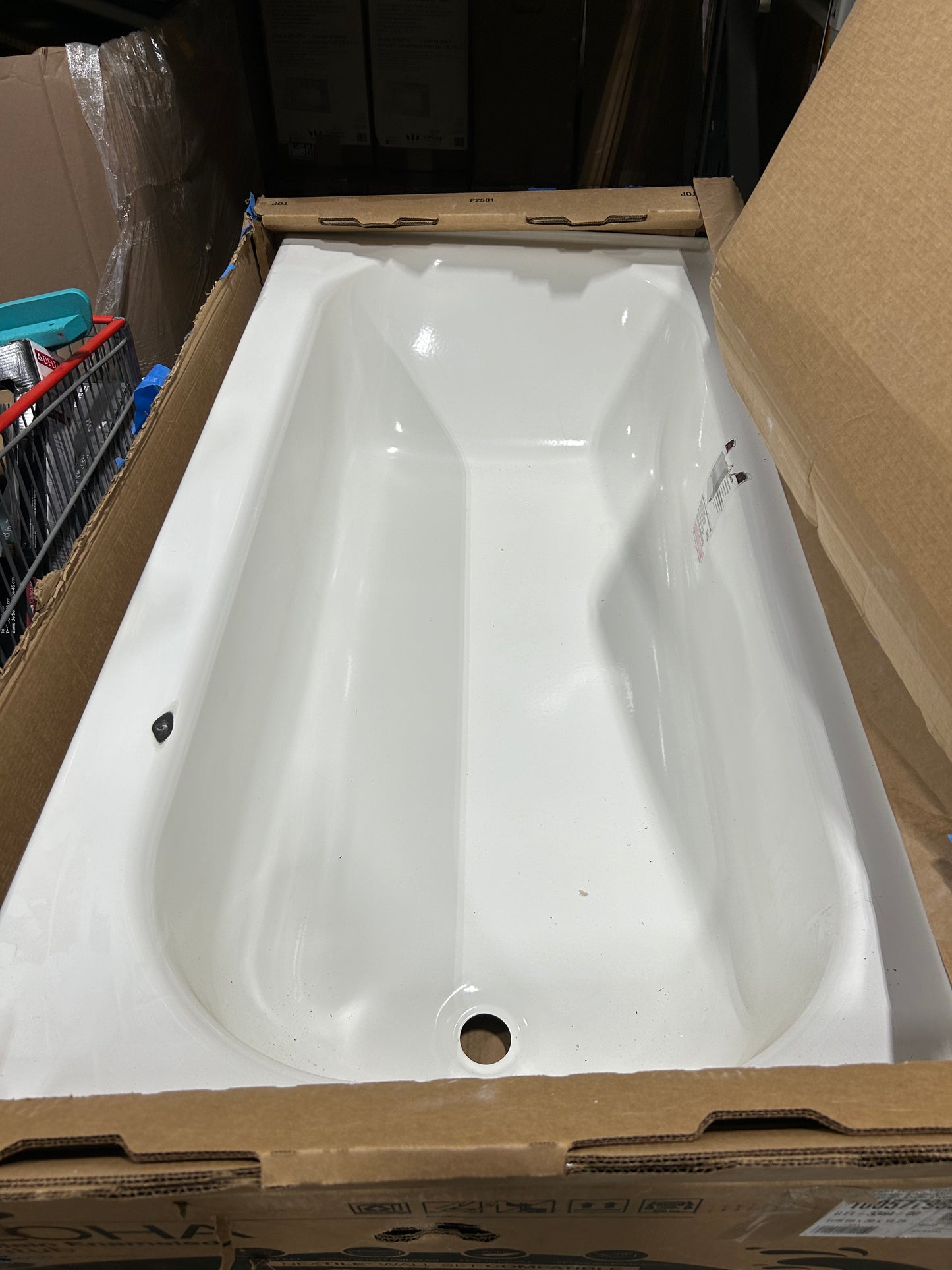 Aloha 60 in. x 30 in. Soaking Bathtub with Right Drain in White Slight Damage