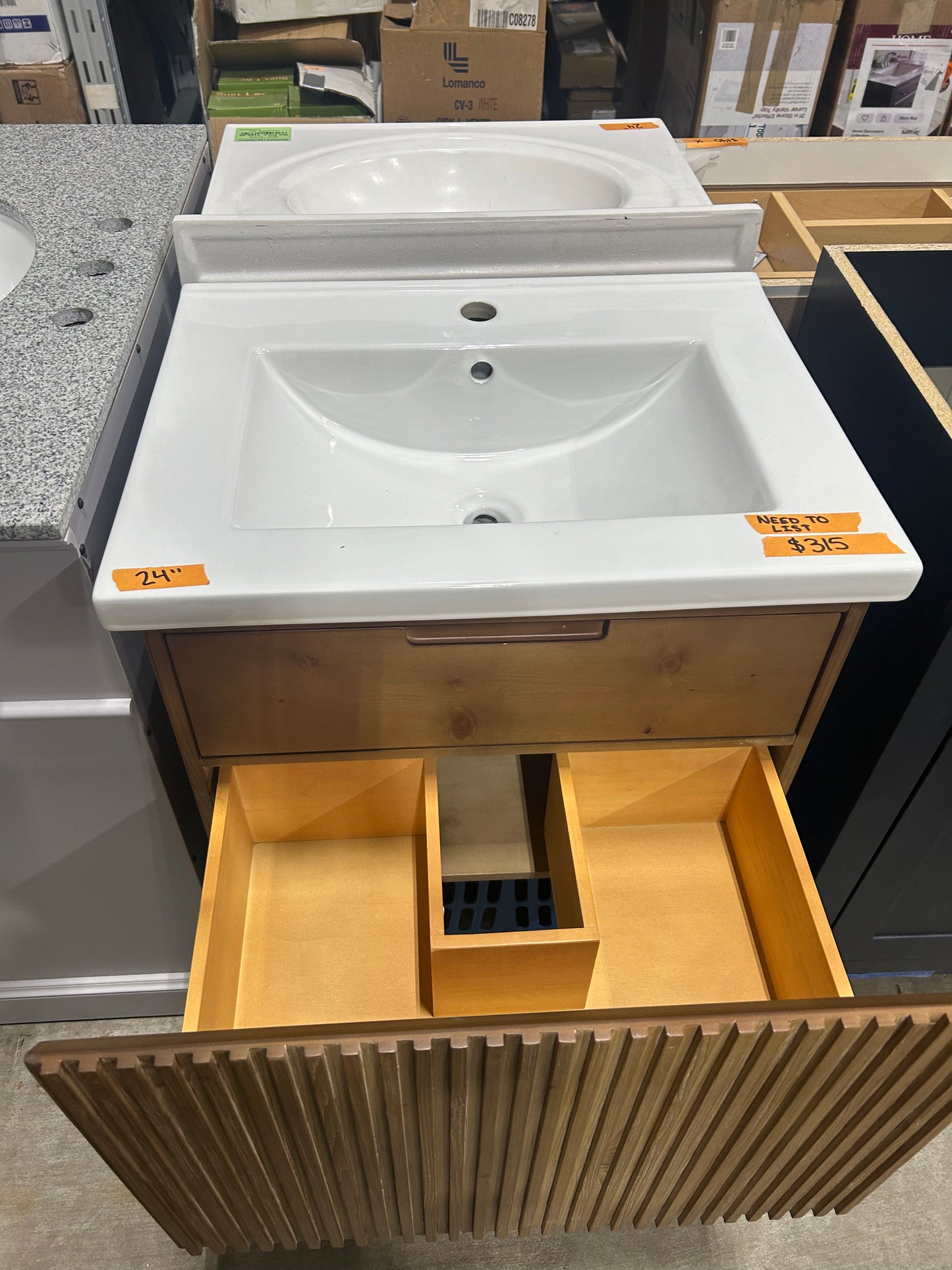 Floating San Diego 24.4 in W x 18.7 in D x 34.50 H Bath Vanity in Weathered Fir with Ceramic White Vanity Top with White Basin