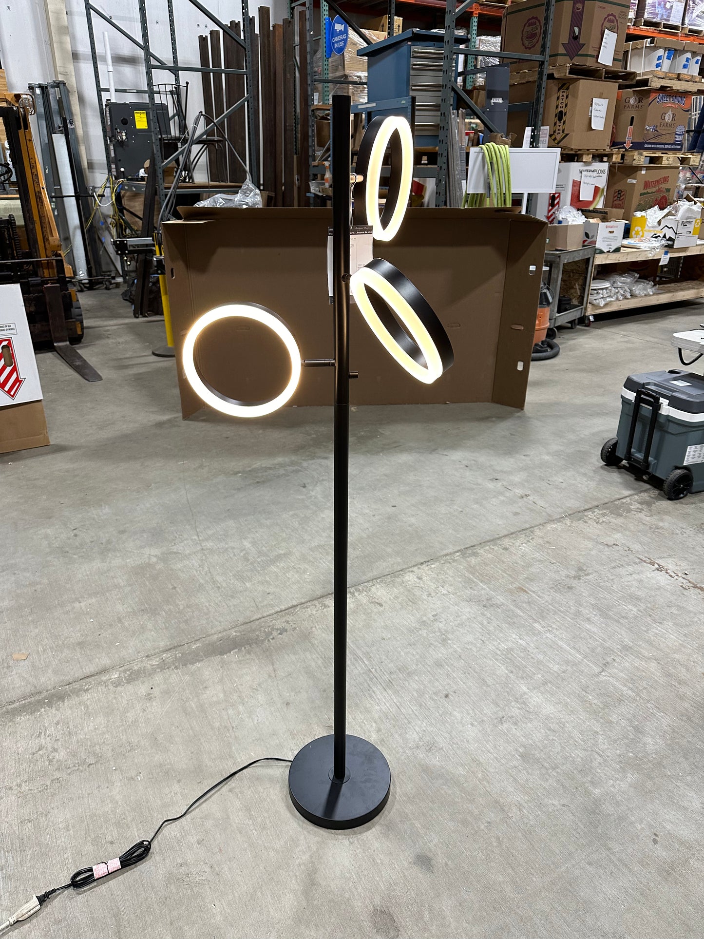 Bridgeport Design Floor Lamp