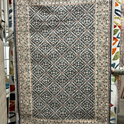 Minerva Collection 5x8 Rug