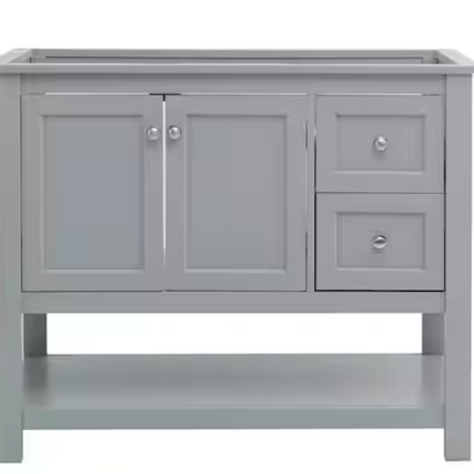 (E) Manchester 42" Gray Traditional Bathroom Vanity