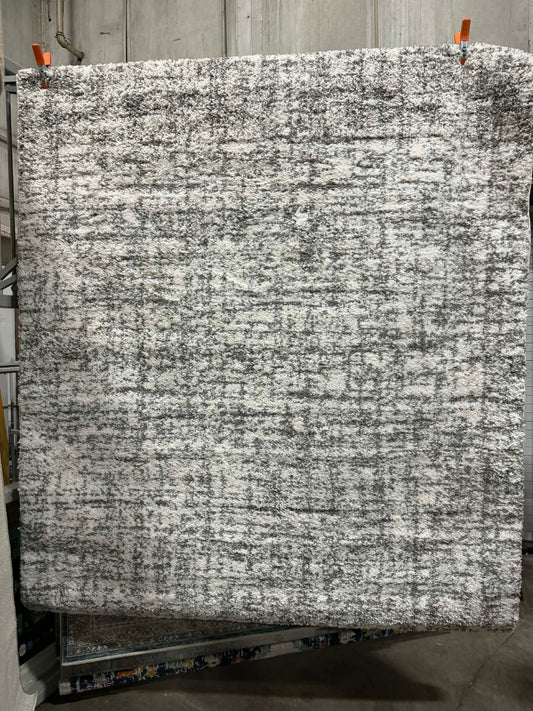 Surya Vegas Shaggy White/Gray 6'7"x9" Rug