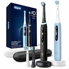 Oral-B iO Series 7 Electric Toothbrush, Black Onyx & Aquamarine (2 pk., 4 Brush Heads)