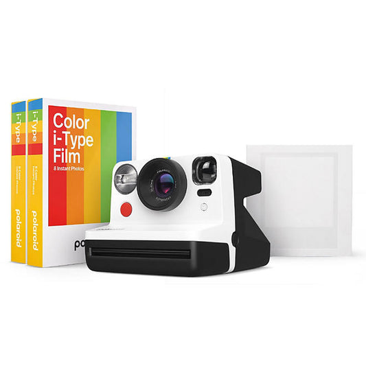 Polaroid Now Bundle