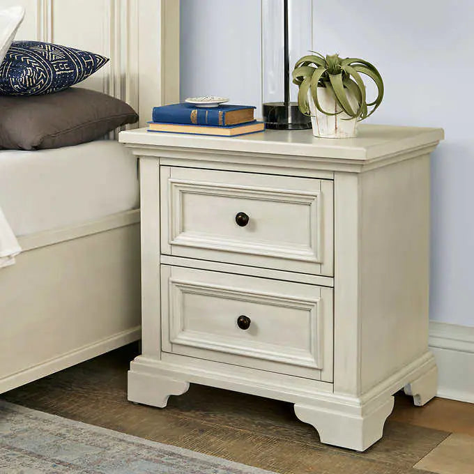 Justine Nightstand