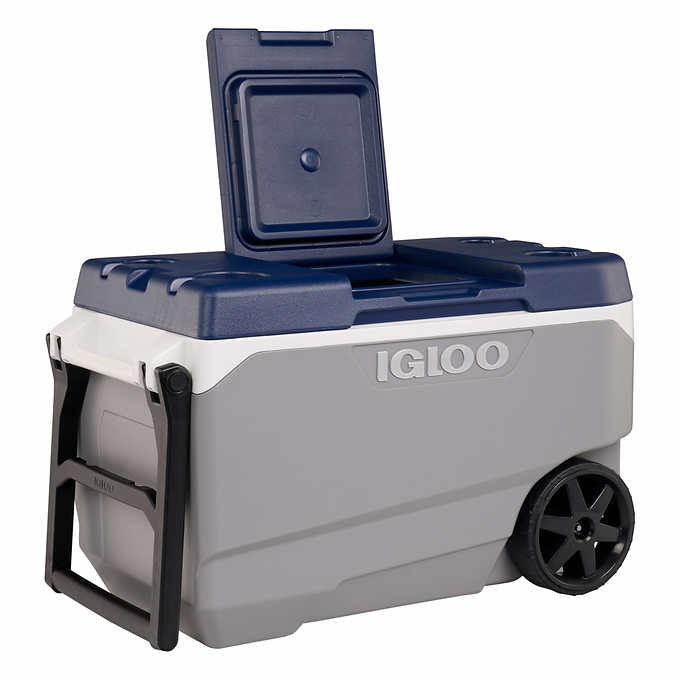 Igloo 90-quart Maxcold Flip and Tow Cooler