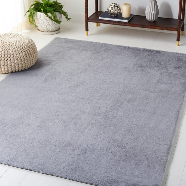 Safavieh Faux Rabbit Fur 5 ft. x 7 ft. Light Grey Machine Washable Solid Area Rug