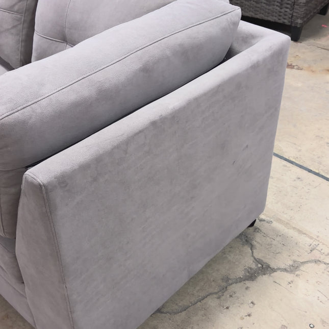 VAUGHNN MODULAR FAB SECTIONAL (has been cleaned)
